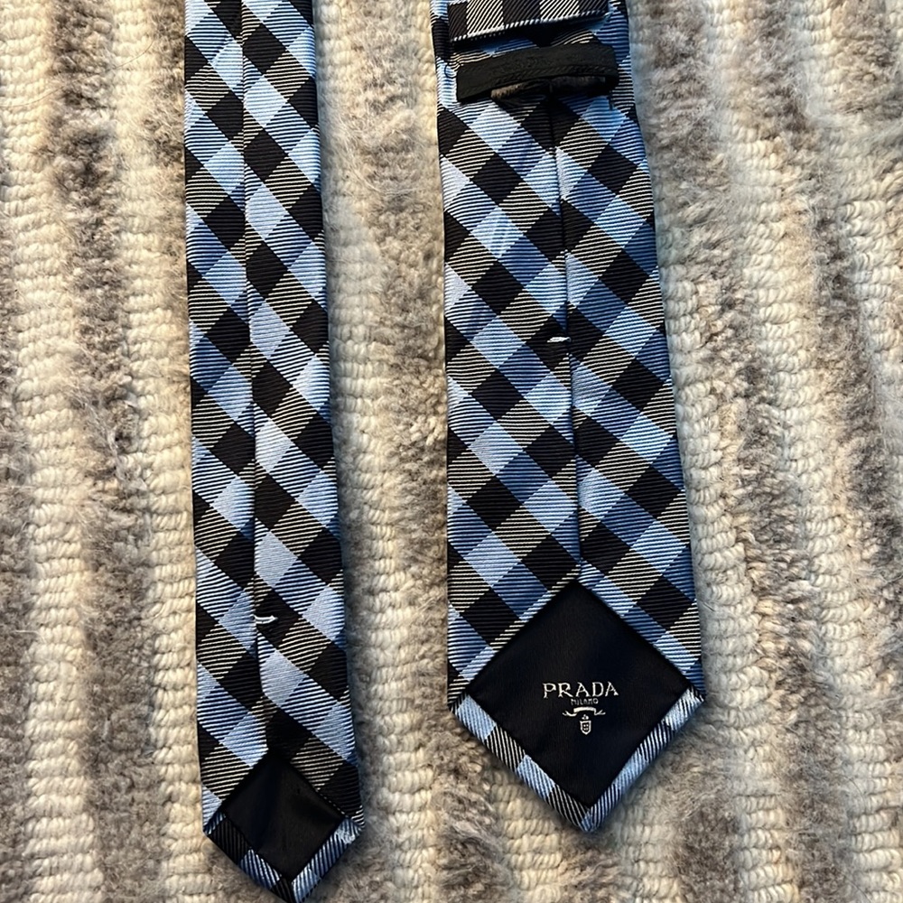 Classic Plaid Tie - Picture 5 of 8